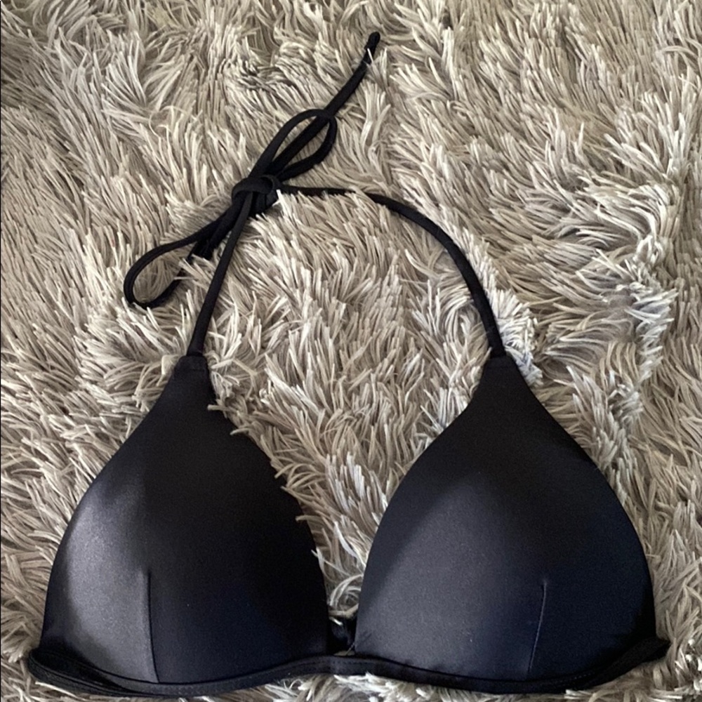 Black bikini top